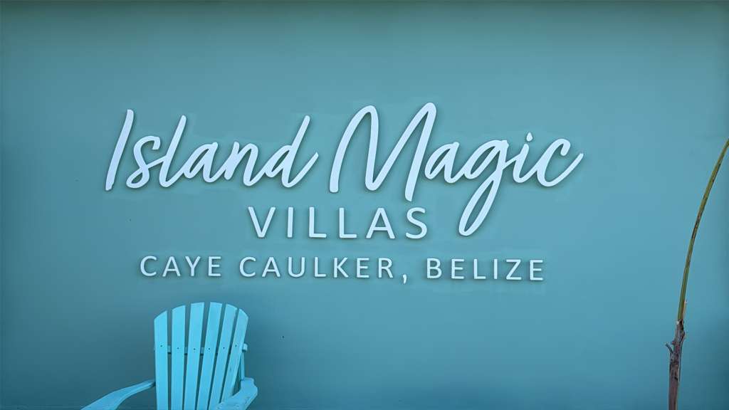 Magic Villas logo